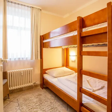 Strandvillen - Mit 2 Schlafzimmern Und Balkon Sv-755